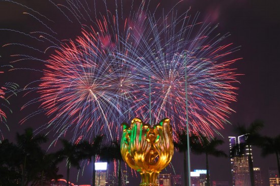 探索香港，2023年今晚的独特魅力与活力