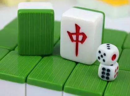 二四六香港资料期期准千附三险阻，深度解析与应对策略